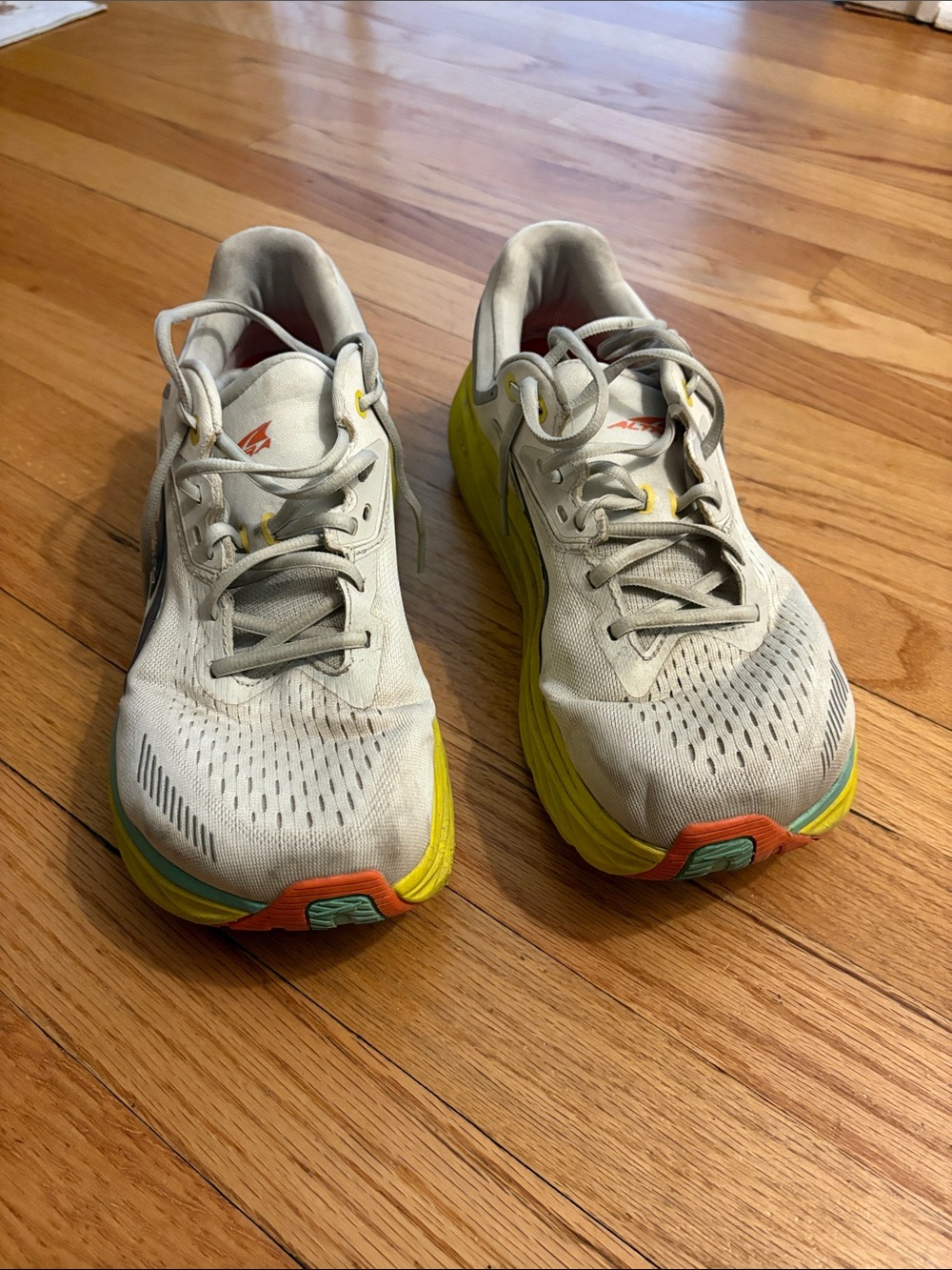 Altra Size 10.5 Running Shoes